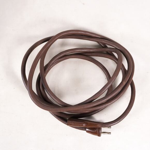 Revere Model P-90 8mm Film Movie Projector w/ Case & Cord *Untested* - Picture 10 of 16